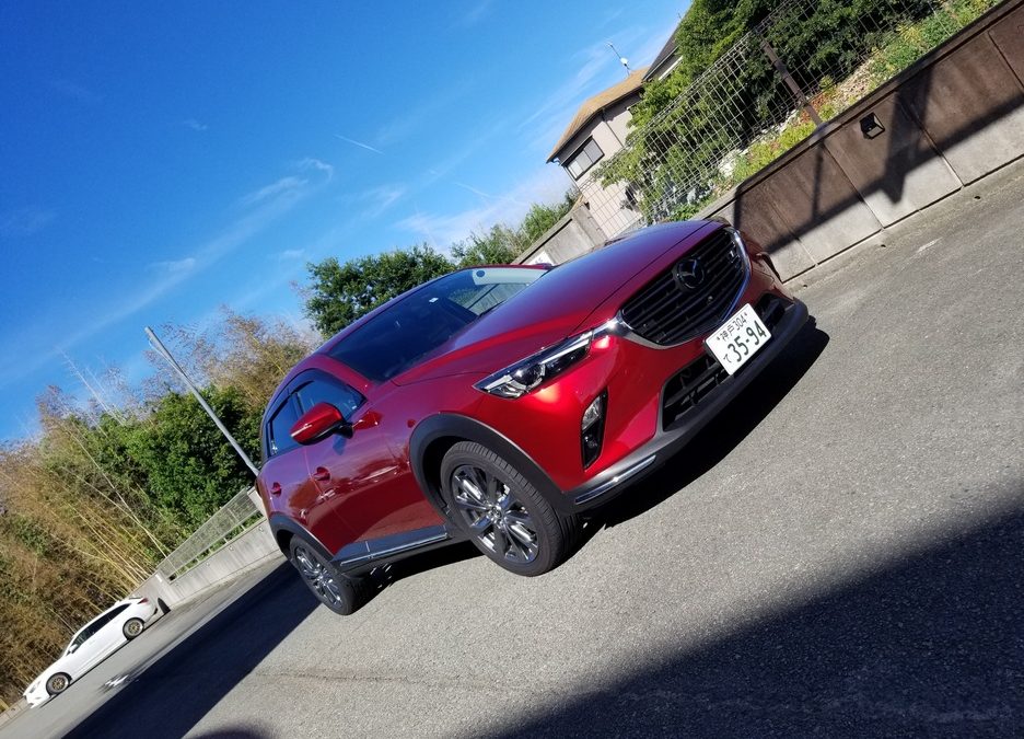 ついにお客様の1.8D清掃入庫！と、７７歳でも運転現役ｃｘ５！