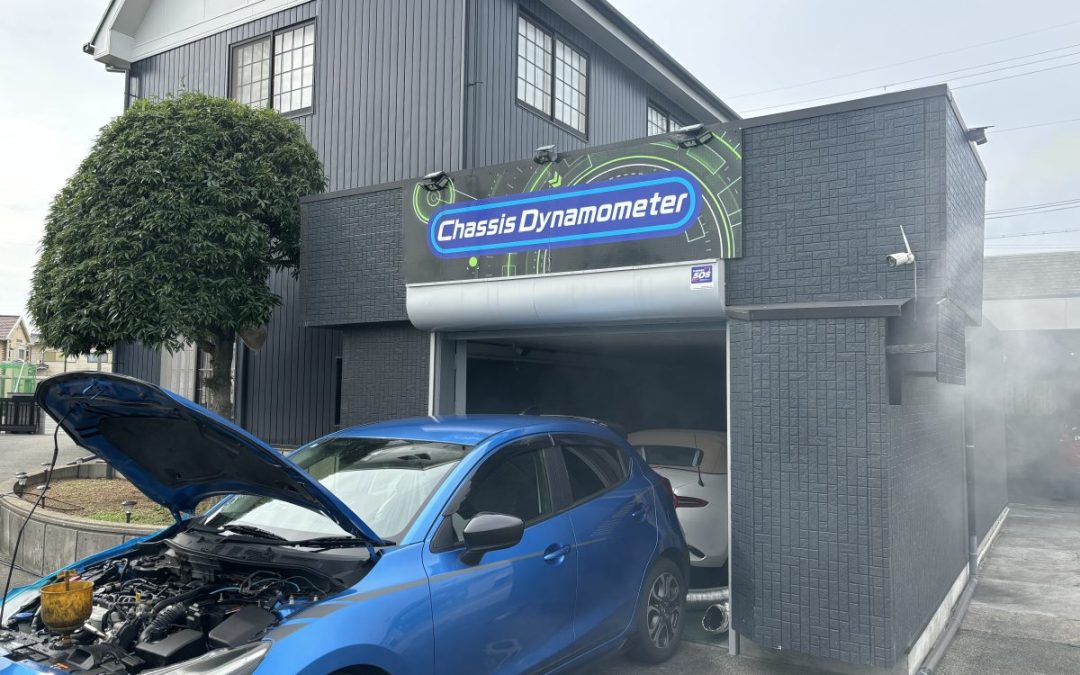 本日の朝一様は デミオ 83,000kmでございました。