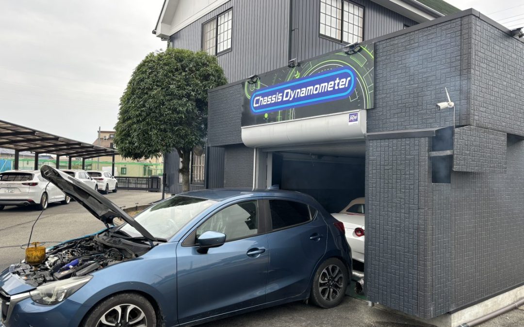 本日の朝一様は デミオ 190,000kmでございました。