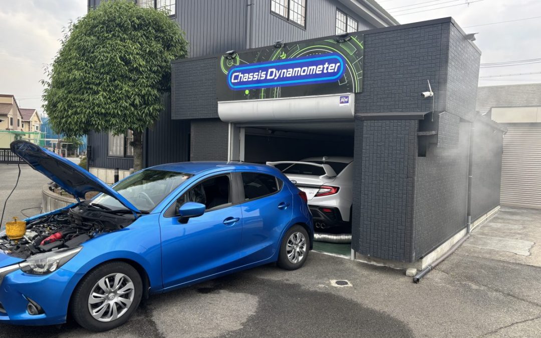 本日の朝一様は、デミオ 140,000kmでございました。