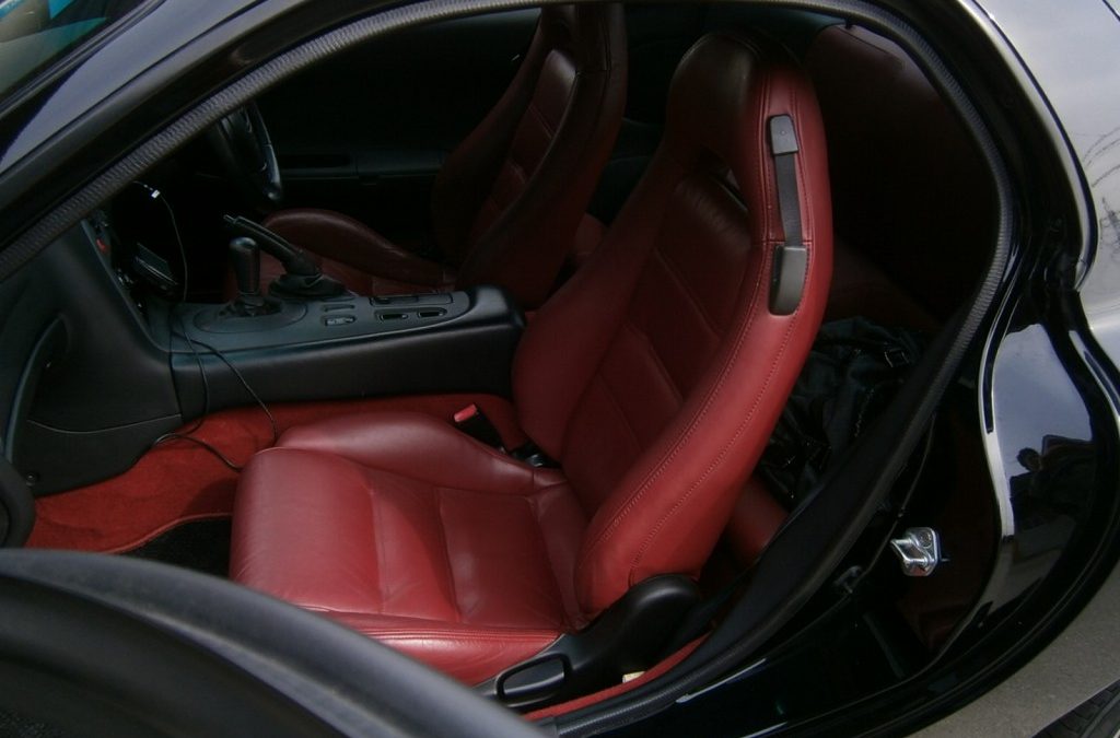 スピリットR、4シーター5速マニュアル仕様のタイプB